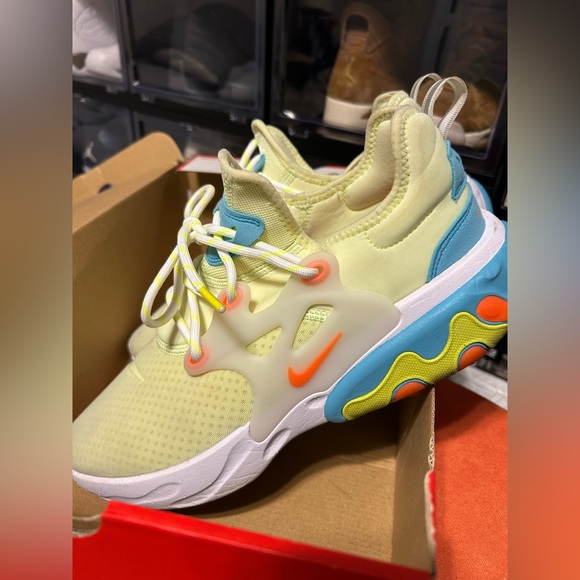 Nike React Presto Barely Volt/Hyper Crimson-Blue Gaze-Volt-White - Picture 1 of 5